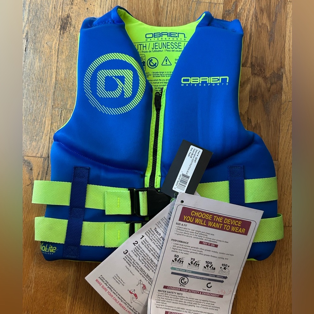 New With Tags YOUTH O’Brien Watersports LIFE VEST